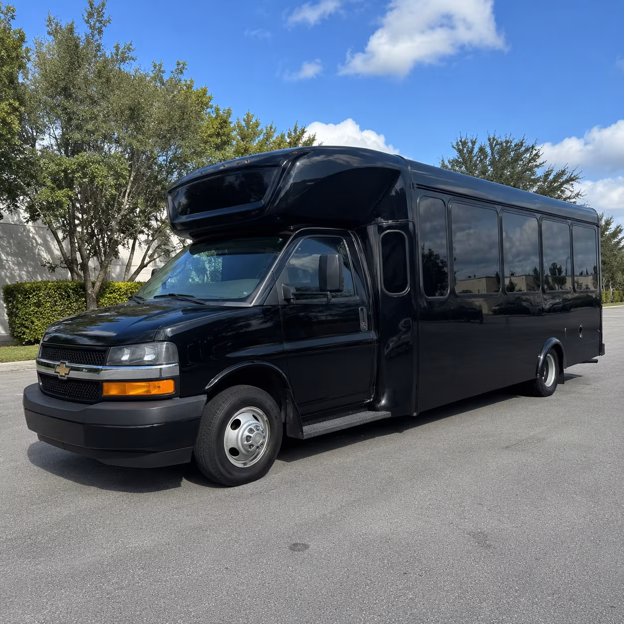 Reno Winery Tour & Pub Crawl Transportation party bus exterior