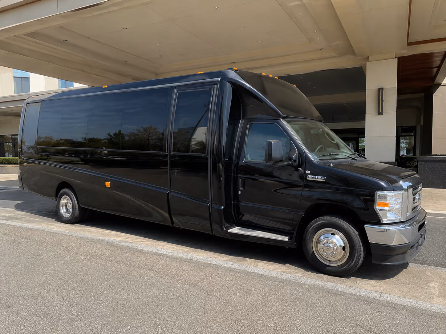 Reno Winery Tour & Pub Crawl Transportation group transportation