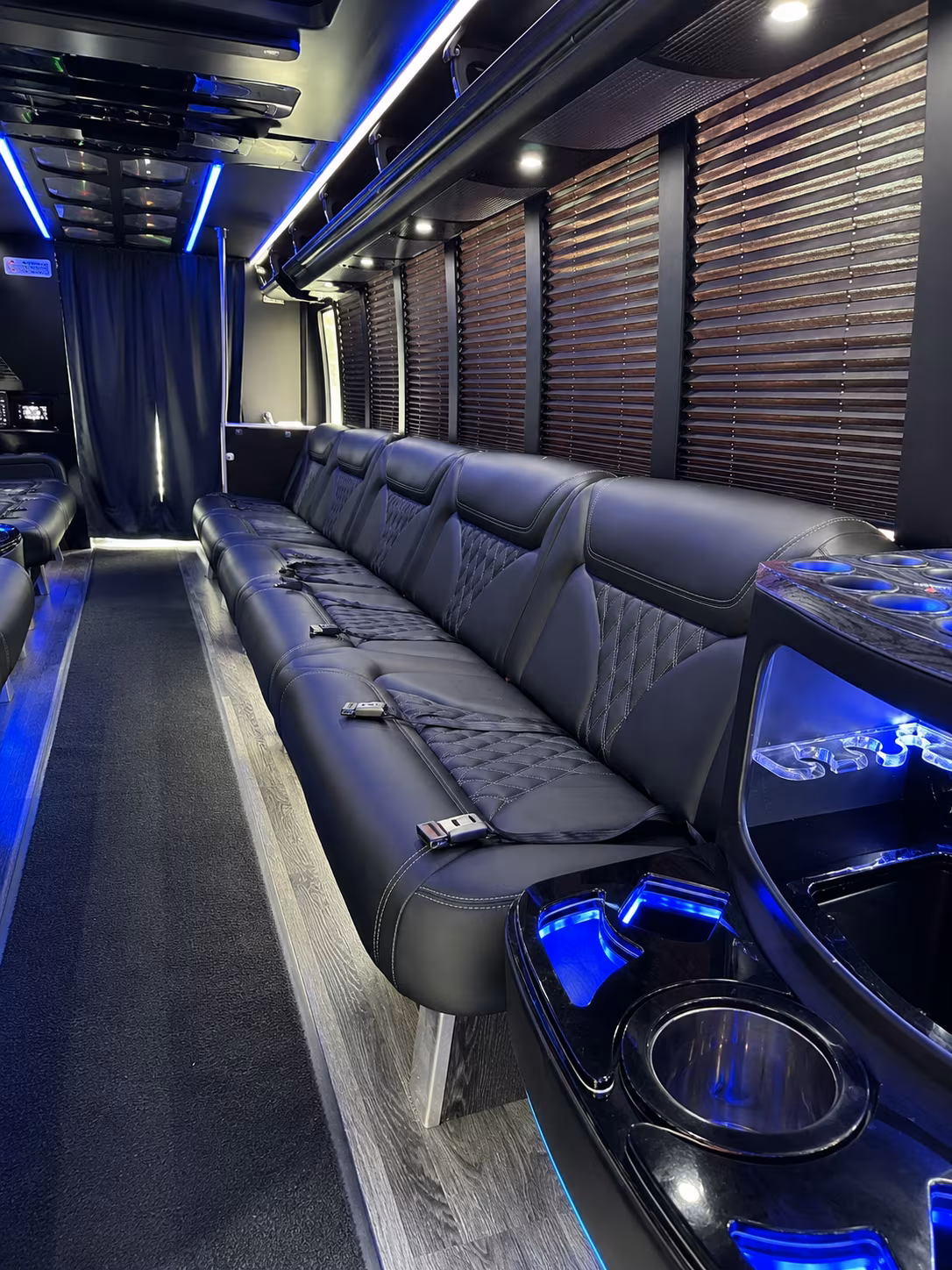Reno Winery Tour & Pub Crawl Transportation